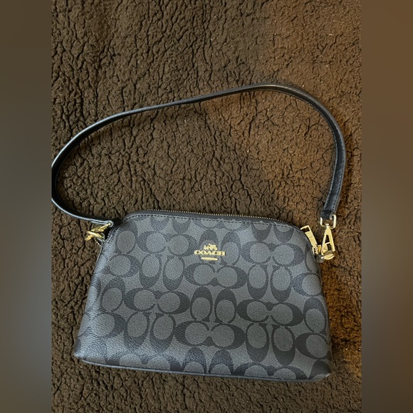 Coach Handbags - Black Coach Women Handbag